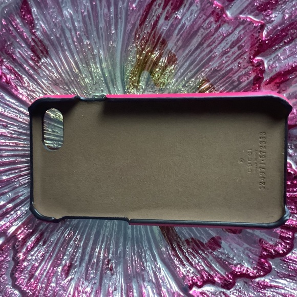 Gucci X SEGA - The GUCCY - Case for iPhone SE (current), SE 2020, 8, 7 - Picture 4 of 4